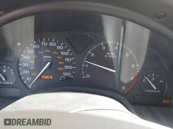 2002 Saturn LS with VIN 1G8JU54F12Y556238, listed as a IAAI auction lot 42621030 with 998,876 mi miles and . Bid and sale history available at DreamBid. Image 7.
