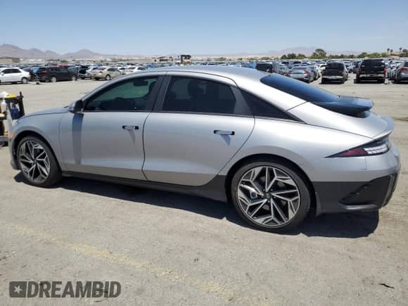 2024 Hyundai Ioniq 6 SEL с VIN KMHM34AC2RA070367, выставлен на аукционе Copart как лот 61074105 с пробегом 15 302 миль миль и Списание • Salvage title. История ставок и продаж доступна на DreamBid. Изображение 2.