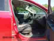 2013 Chevrolet Cruze 2LT z VIN 1G1PE5SB8D7183312, wystawiony jako IAAI lot #42964782 z przebiegiem 159 262 mil mil oraz . Historia ofert i sprzedaży dostępna na DreamBid. Obrazek 5.