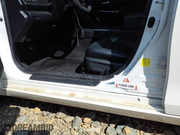 2017 Toyota Camry Hybrid LE с VIN 4T1BD1FK4HU209902, выставлен на аукционе IAAI как лот 42731603 с пробегом 124 053 миль миль и . История ставок и продаж доступна на DreamBid. Изображение 6.