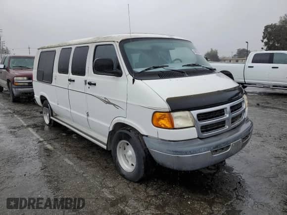 1999 Dodge Cargo Conversion z VIN 2B6HB11Y9XK584130, wystawiony jako Copart lot #48632355 z przebiegiem 86 237 mil mil oraz Czysty tytuł • Clean title. Historia ofert i sprzedaży dostępna na DreamBid. Obrazek 4.
