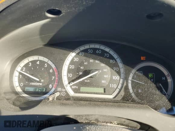 2004 Toyota Sienna XLE z VIN 5TDZA22C64S102641, wystawiony jako Copart lot #85000295 z przebiegiem 187 481 mil mil oraz Czysty tytuł • Clean title. Historia ofert i sprzedaży dostępna na DreamBid. Obrazek 9.