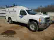 2012 Chevrolet Silverado 3500HD Work Truck z VIN 1GB3CZCG5CF196010, wystawiony jako Copart lot #50029285 z przebiegiem Nie podano mil oraz Czysty tytuł • Clean title. Historia ofert i sprzedaży dostępna na DreamBid. Obrazek 4.