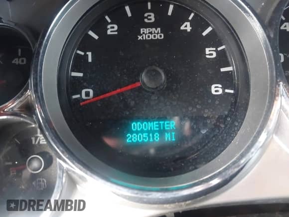 2007 Chevrolet Silverado 1500 1LT with VIN 2GCEC19C471663831, listed as a IAAI auction lot 42487022 with 280,518 mi miles and . Bid and sale history available at DreamBid. Image 15.