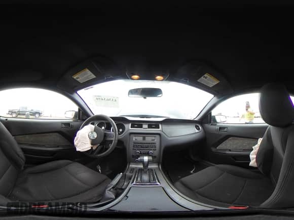 2012 Ford Mustang Premium с VIN 1ZVBP8AM2C5251112, выставлен на аукционе IAAI как лот 43363459 с пробегом 226 839 миль миль и . История ставок и продаж доступна на DreamBid. Изображение 18.