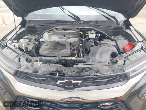2023 Chevrolet TrailBlazer RS z VIN KL79MUSL9PB019779, wystawiony jako IAAI lot #42417497 z przebiegiem 34 022 mil mil oraz . Historia ofert i sprzedaży dostępna na DreamBid. Obrazek 10.