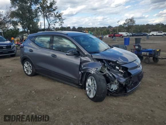 2023 Chevrolet Bolt EUV LT с VIN 1G1FY6S08P4198342, выставлен на аукционе Copart как лот 87273545 с пробегом 20 820 миль миль и На запчасти • Non repairable. История ставок и продаж доступна на DreamBid. Изображение 4.
