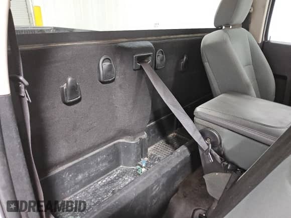 2017 Ram 1500 Tradesman z VIN 3C6JR7DG4HG711175, wystawiony jako Copart lot #50084015 z przebiegiem 152 668 mil mil oraz Czysty tytuł • Clean title. Historia ofert i sprzedaży dostępna na DreamBid. Obrazek 10.