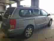 2008 Hyundai Entourage GLS z VIN KNDMC233486054453, wystawiony jako Copart lot #64286305 z przebiegiem 159 649 mil mil oraz Szkoda całkowita • Salvage title. Historia ofert i sprzedaży dostępna na DreamBid. Obrazek 3.