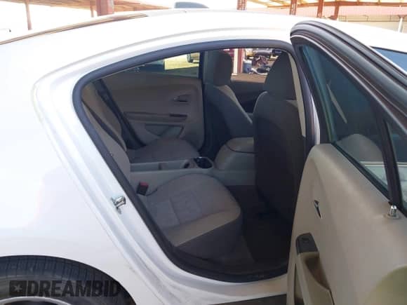 2015 Chevrolet Volt с VIN 1G1RA6E48FU121842, выставлен на аукционе IAAI как лот 43305370 с пробегом 117 249 миль миль и . История ставок и продаж доступна на DreamBid. Изображение 8.