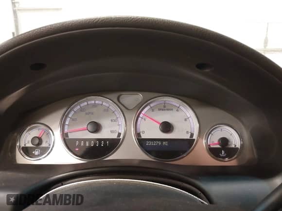 2005 Saturn Relay 2 with VIN 5GZDV03L35D290547, listed as a IAAI auction lot 42131202 with 231,279 mi miles and . Bid and sale history available at DreamBid. Image 7.