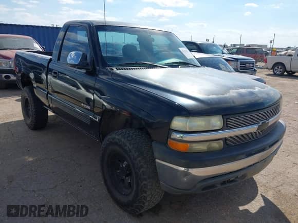 1999 Chevrolet Silverado 1500 with VIN 1GCEK14VXXZ138517, listed as a IAAI auction lot 43337673 with Not provided miles and . Bid and sale history available at DreamBid. Image 1.