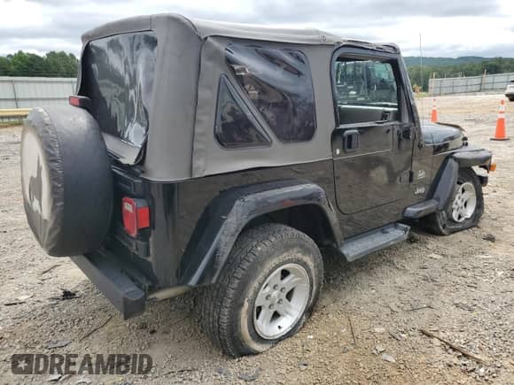 2004 Jeep Wrangler Sahara с VIN 1J4FA59S14P775827, выставлен на аукционе Copart как лот 69401485 с пробегом 64 116 миль миль и Списание • Salvage title. История ставок и продаж доступна на DreamBid. Изображение 3.