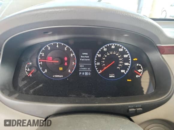 2008 Hyundai Azera Limited z VIN KMHFC46F88A265612, wystawiony jako Copart lot #82269515 z przebiegiem 174 801 mil mil oraz Szkoda całkowita • Salvage title. Historia ofert i sprzedaży dostępna na DreamBid. Obrazek 9.