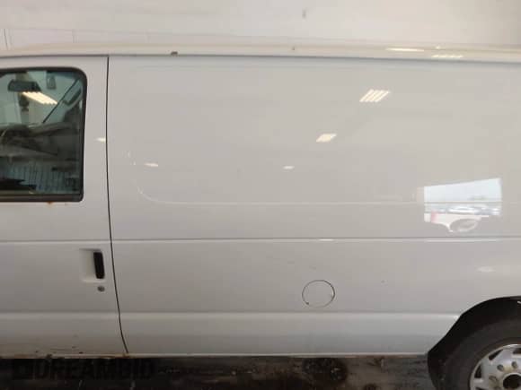 2014 Ford Econoline Cargo Commercial with VIN 1FTNE2EW8EDA09190, listed as a IAAI auction lot 42655816 with 212,534 mi miles and . Bid and sale history available at DreamBid. Image 14.