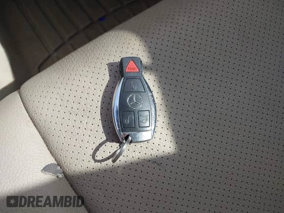 2009 Mercedes-Benz C 300 Sport с VIN WDDGF81X29R053319, выставлен на аукционе IAAI как лот 43488892 с пробегом 141 159 миль миль и . История ставок и продаж доступна на DreamBid. Изображение 11.