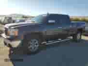 2010 GMC Sierra 1500 SLT z VIN 3GTRKWE3XAG231864, wystawiony jako Copart lot #66682045 z przebiegiem 213 400 mil mil oraz Szkoda całkowita • Salvage title. Historia ofert i sprzedaży dostępna na DreamBid. Obrazek 1.