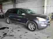 2010 Chevrolet Traverse 2LT z VIN 1GNLVGED6AS127030, wystawiony jako Copart lot #81264335 z przebiegiem 158 194 mil mil oraz Szkoda całkowita • Salvage title. Historia ofert i sprzedaży dostępna na DreamBid. Obrazek 4.
