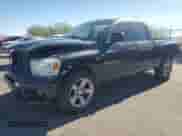 2007 Dodge 1500 SLT z VIN 1D7HA18247J633672, wystawiony jako Copart lot #82577505 z przebiegiem 147 419 mil mil oraz Szkoda całkowita • Salvage title. Historia ofert i sprzedaży dostępna na DreamBid. Obrazek 1.