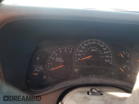 2003 Chevrolet Silverado 2500 LT с VIN 1GCGK29U93Z225026, выставлен на аукционе Copart как лот 81873645 с пробегом Не указан миль и Списание • Salvage title. История ставок и продаж доступна на DreamBid. Изображение 9.
