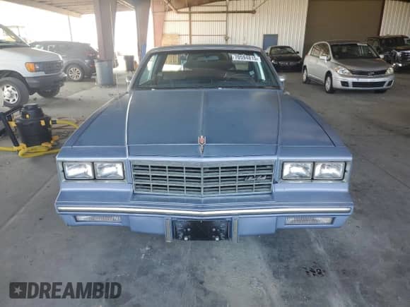 1984 Chevrolet Monte Carlo с VIN 1G1AZ37HXER212469, выставлен на аукционе Copart как лот 70594815 с пробегом 72 063 миль миль и Чистый • Clean title. История ставок и продаж доступна на DreamBid. Изображение 5.
