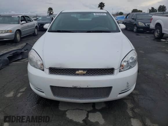 2016 Chevrolet Impala LT with VIN 2G1WB5E39G1178761, listed as a Copart auction lot 82358545 with 197,323 mi miles and Clean title. Bid and sale history available at DreamBid. Image 5.