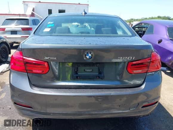 2016 BMW 3 Series 320i xDrive with VIN WBA8A3C52GK689284, listed as a IAAI auction lot 42545512 with 61,174 mi miles and . Bid and sale history available at DreamBid. Image 15.