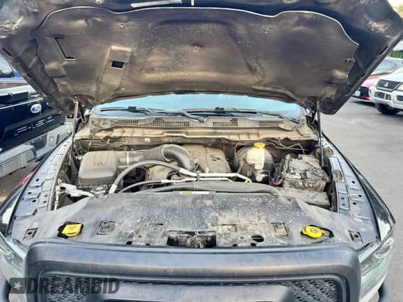 2018 Ram 1500 Rebel z VIN 1C6RR7YT3JS199417, wystawiony jako Copart lot #86191845 z przebiegiem 189 145 mil mil oraz Czysty tytuł • Clean title. Historia ofert i sprzedaży dostępna na DreamBid. Obrazek 7.