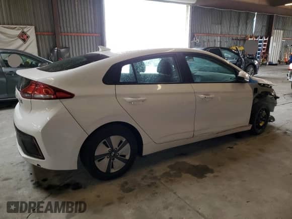 2019 Hyundai Ioniq Blue с VIN KMHC65LCXKU180321, выставлен на аукционе Copart как лот 44414595 с пробегом 135 283 миль миль и Списание • Salvage title. История ставок и продаж доступна на DreamBid. Изображение 3.