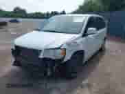 2016 Dodge Grand Caravan SXT z VIN 2C4RDGCG9GR339045, wystawiony jako IAAI lot #42717779 z przebiegiem 109 655 mil mil oraz . Historia ofert i sprzedaży dostępna na DreamBid. Obrazek 6.