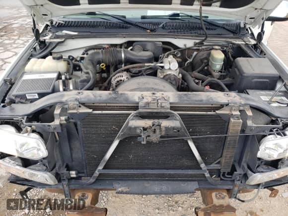 2002 Chevrolet Silverado 1500 с VIN 2GCEC19W221196198, выставлен на аукционе Copart как лот 60430205 с пробегом 90 276 миль миль и Списание • Salvage title. История ставок и продаж доступна на DreamBid. Изображение 11.