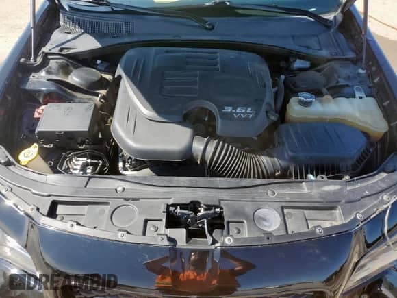 2020 Chrysler 300 S с VIN 2C3CCABG9LH131419, выставлен на аукционе Copart как лот 60631455 с пробегом 74 634 миль миль и Списание • Salvage title. История ставок и продаж доступна на DreamBid. Изображение 11.