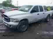 2005 Dodge 1500 SLT z VIN 1D7HA18D65S123946, wystawiony jako IAAI lot #42070507 z przebiegiem Nie podano mil oraz . Historia ofert i sprzedaży dostępna na DreamBid. Obrazek 2.