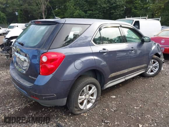 2013 Chevrolet Equinox LS with VIN 2GNALBEKXD6265434, listed as a IAAI auction lot 43089063 with 99,333 mi miles and . Bid and sale history available at DreamBid. Image 4.