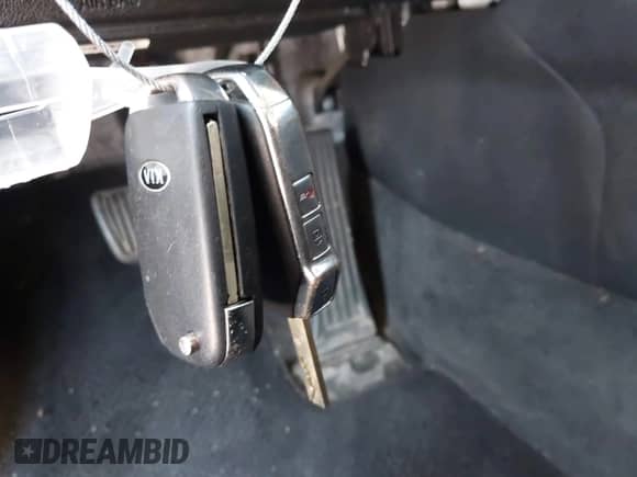 2021 Kia Sorento LX with VIN 5XYRGDLC0MG009457, listed as a IAAI auction lot 42958910 with 90,013 mi miles and . Bid and sale history available at DreamBid. Image 11.