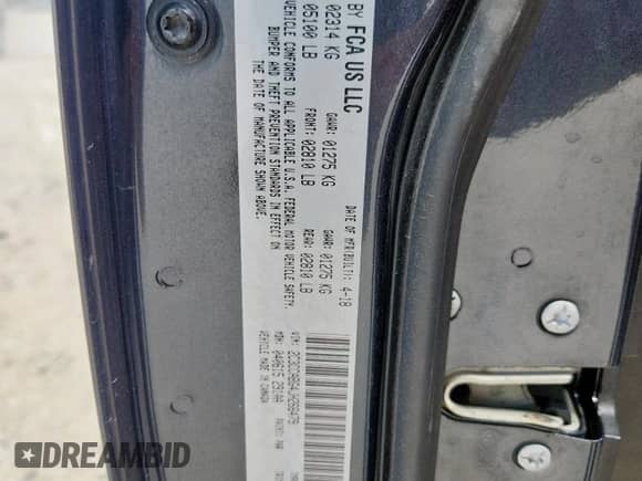 2018 Chrysler 300 S с VIN 2C3CCABG4JH266479, выставлен на аукционе Copart как лот 71165315 с пробегом 125 629 миль миль и Списание • Salvage title. История ставок и продаж доступна на DreamBid. Изображение 12.