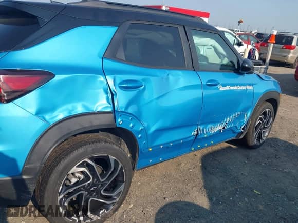 2025 Chevrolet TrailBlazer RS с VIN KL79MTSL6SB014199, выставлен на аукционе IAAI как лот 42892452 с пробегом 2 413 миль миль и . История ставок и продаж доступна на DreamBid. Изображение 19.