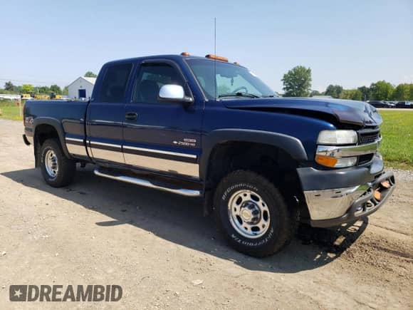 2002 Chevrolet Silverado 2500HD LT с VIN 1GCHK29132E134995, выставлен на аукционе Copart как лот 69037635 с пробегом 148 116 миль миль и Списание • Salvage title. История ставок и продаж доступна на DreamBid. Изображение 4.