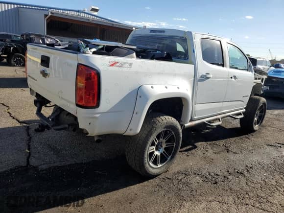 2018 Chevrolet Colorado 4WD Z71 with VIN 1GCGTDEN9J1147494, listed as a Copart auction lot 71914135 with 126,777 mi miles and Clean title. Bid and sale history available at DreamBid. Image 3.