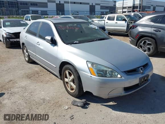 2005 Honda Accord EX-L с VIN 1HGCM56835A131387, выставлен на аукционе IAAI как лот 43432632 с пробегом 208 605 миль миль и . История ставок и продаж доступна на DreamBid. Изображение 1.