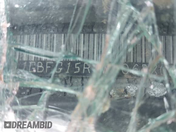 1998 Chevrolet Express Cargo YF7 z VIN 1GBFG15R3W1069808, wystawiony jako IAAI lot #41300522 z przebiegiem 156 186 mil mil oraz . Historia ofert i sprzedaży dostępna na DreamBid. Obrazek 9.