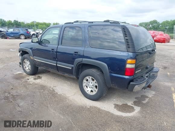 2005 Chevrolet Tahoe LS с VIN 1GNEK13T75J104358, выставлен на аукционе IAAI как лот 42456378 с пробегом 213 558 миль миль и . История ставок и продаж доступна на DreamBid. Изображение 3.