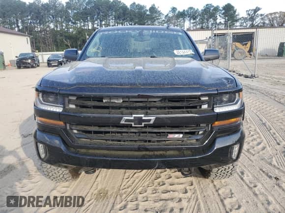 2017 Chevrolet Silverado 1500 LT z VIN 3GCUKREC1HG233234, wystawiony jako Copart lot #48144415 z przebiegiem 79 248 mil mil oraz Szkoda całkowita • Salvage title. Historia ofert i sprzedaży dostępna na DreamBid. Obrazek 5.