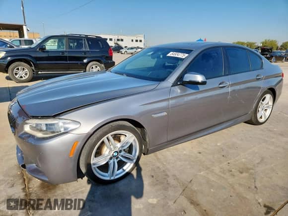 2016 BMW 5 Series 535i с VIN WBA5B1C52GG133712, выставлен на аукционе Copart как лот 84934775 с пробегом 87 561 миль миль и Чистый • Clean title. История ставок и продаж доступна на DreamBid. Изображение 1.