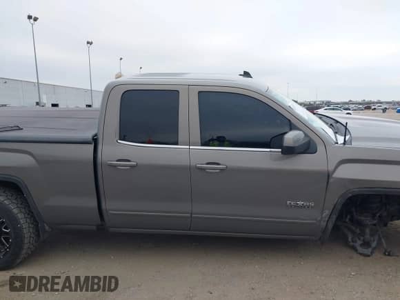 2017 GMC Sierra 1500 SLE с VIN 1GTR1MEC9HZ258782, выставлен на аукционе IAAI как лот 41214519 с пробегом 58 685 миль миль и . История ставок и продаж доступна на DreamBid. Изображение 13.