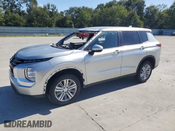 2024 Mitsubishi Outlander ES with VIN JA4J3UA85RZ024580, listed as a Copart auction lot 72012785 with 12,832 mi miles and Salvage title. Bid and sale history available at DreamBid. Image 1.