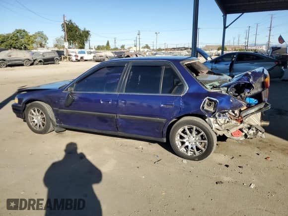 1990 Honda Accord LX z VIN JHMCB765XLC127200, wystawiony jako Copart lot #80770574 z przebiegiem 142 628 mil mil oraz Szkoda całkowita • Salvage title. Historia ofert i sprzedaży dostępna na DreamBid. Obrazek 2.