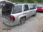 2007 Chevrolet TrailBlazer LS with VIN 1GNDT13SX72157715, listed as a IAAI auction lot 43118115 with 214,509 mi miles and . Bid and sale history available at DreamBid. Image 4.