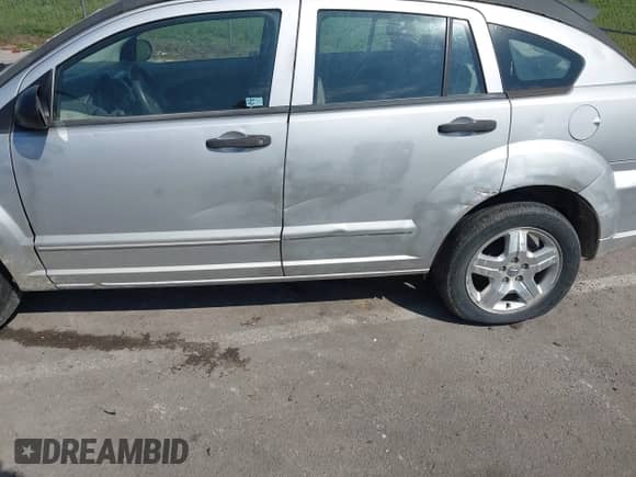 2007 Dodge Caliber SXT with VIN 1B3HB48BX7D592716, listed as a IAAI auction lot 43298148 with Not provided miles and . Bid and sale history available at DreamBid. Image 19.