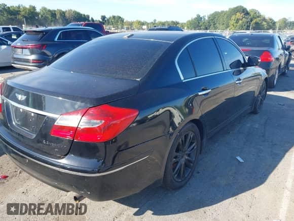 2012 Hyundai Genesis 3.8L с VIN KMHGC4DD8CU189435, выставлен на аукционе IAAI как лот 43374198 с пробегом 110 125 миль миль и . История ставок и продаж доступна на DreamBid. Изображение 4.